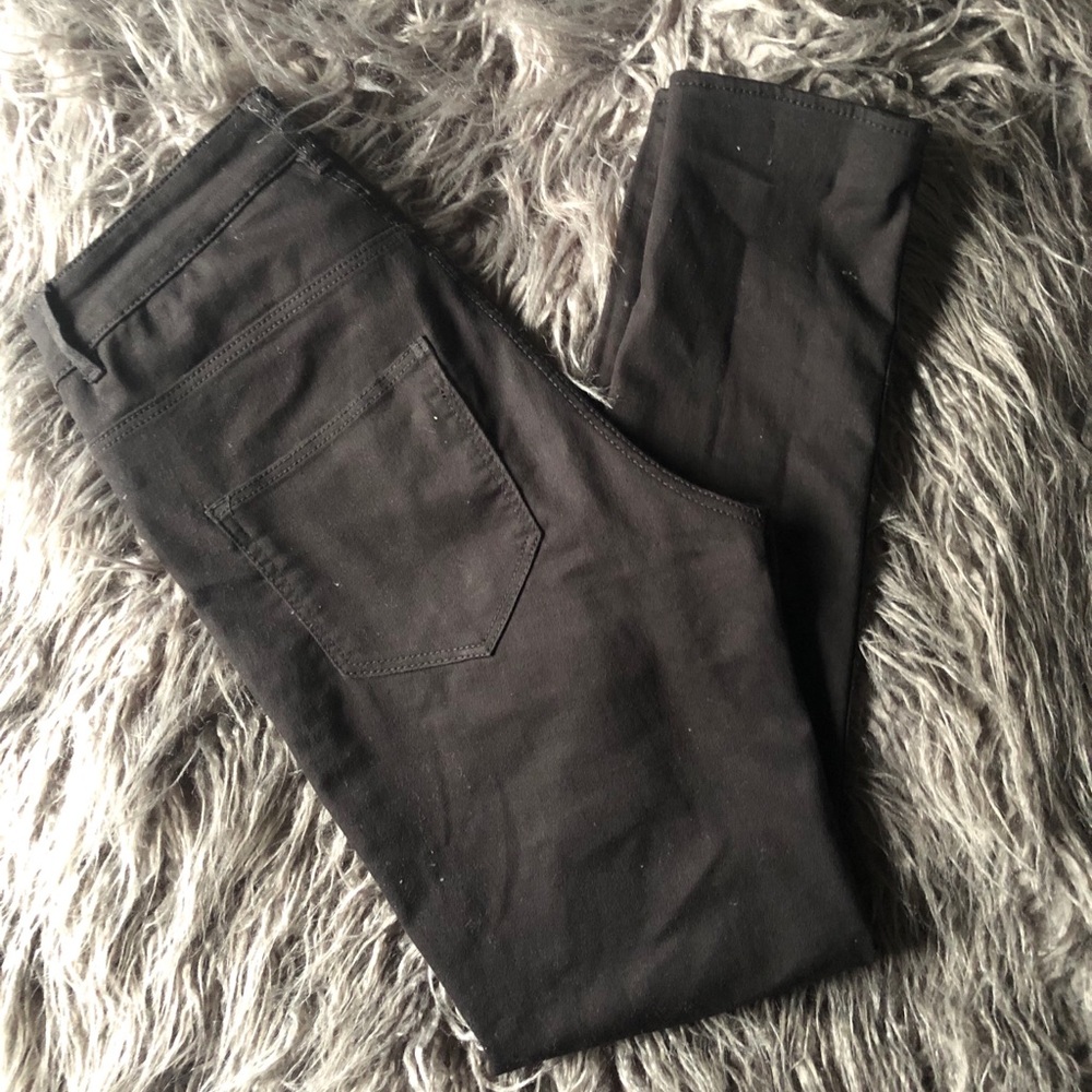✨🖤H&M High-Waisted Pants